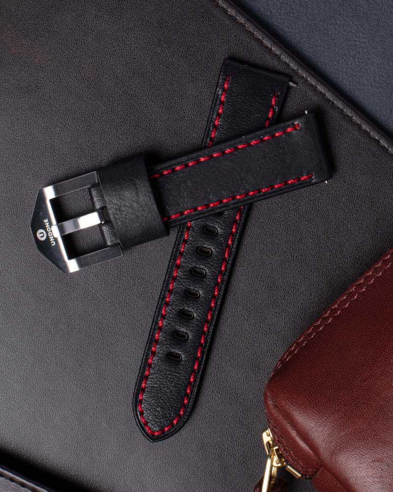 22mm Leather Black/Red