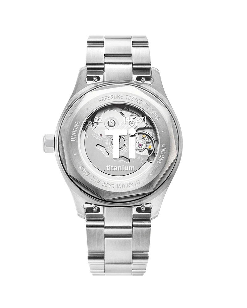 Véritable mouvement Fortis ETA 2893-2 acier date @3 blanc Véritable mouvement Fortis ETA 2893-2 acier date @3 blanc
